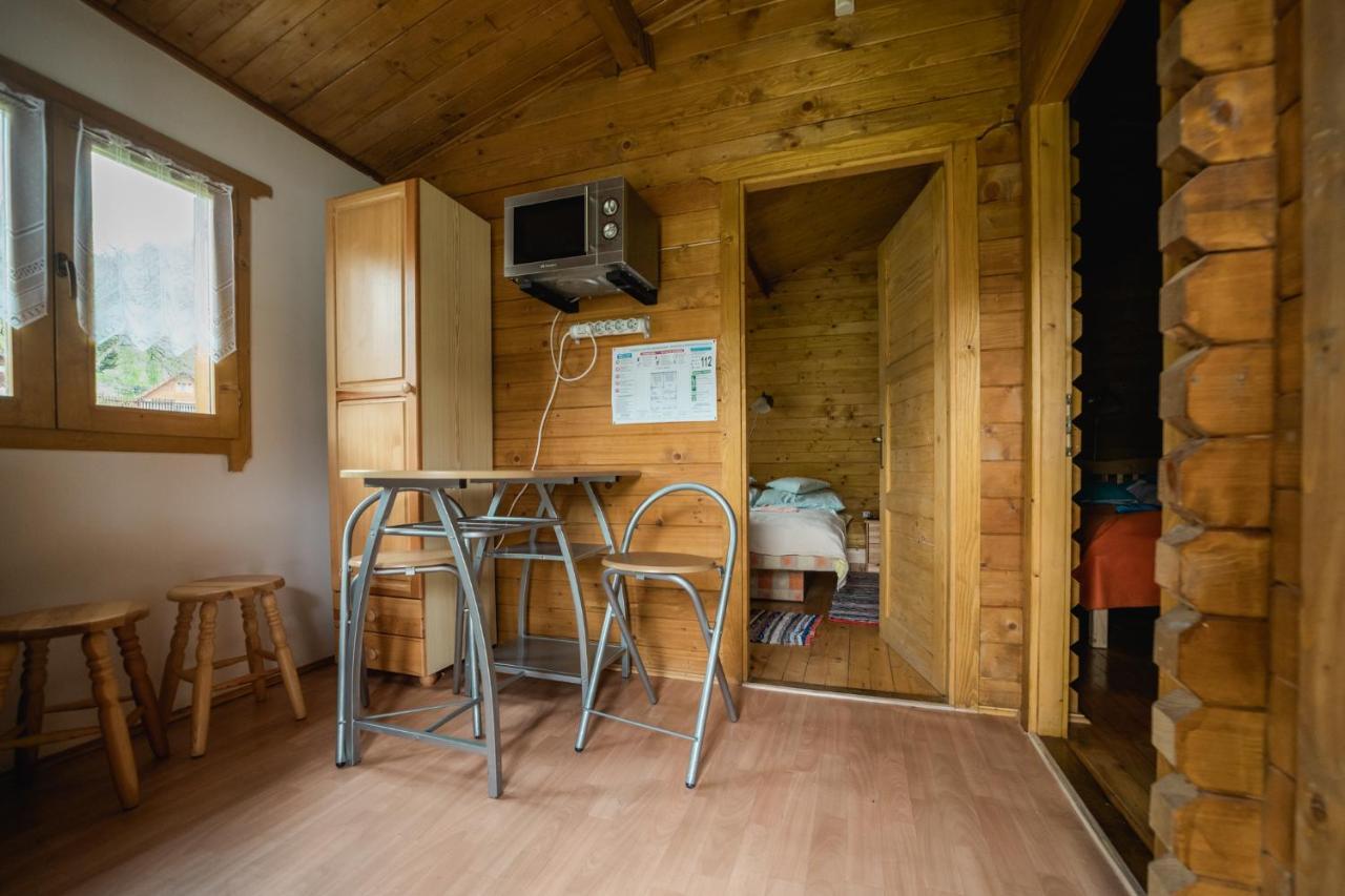 Biotour Camping & Restaurant Ghimes-Faget Exterior photo
